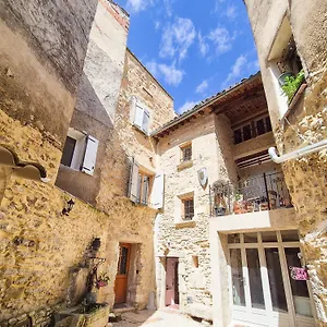 https://apt-au-lys-rose.fr-provencehotel.com